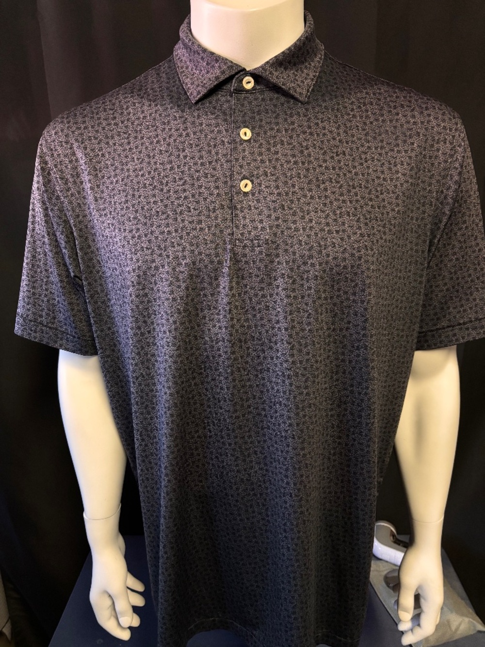 Awesome mens large Peter Millar Summer Comfort golf polo